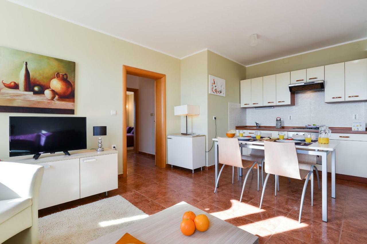 Cecilia Apartments Lun  Exterior foto